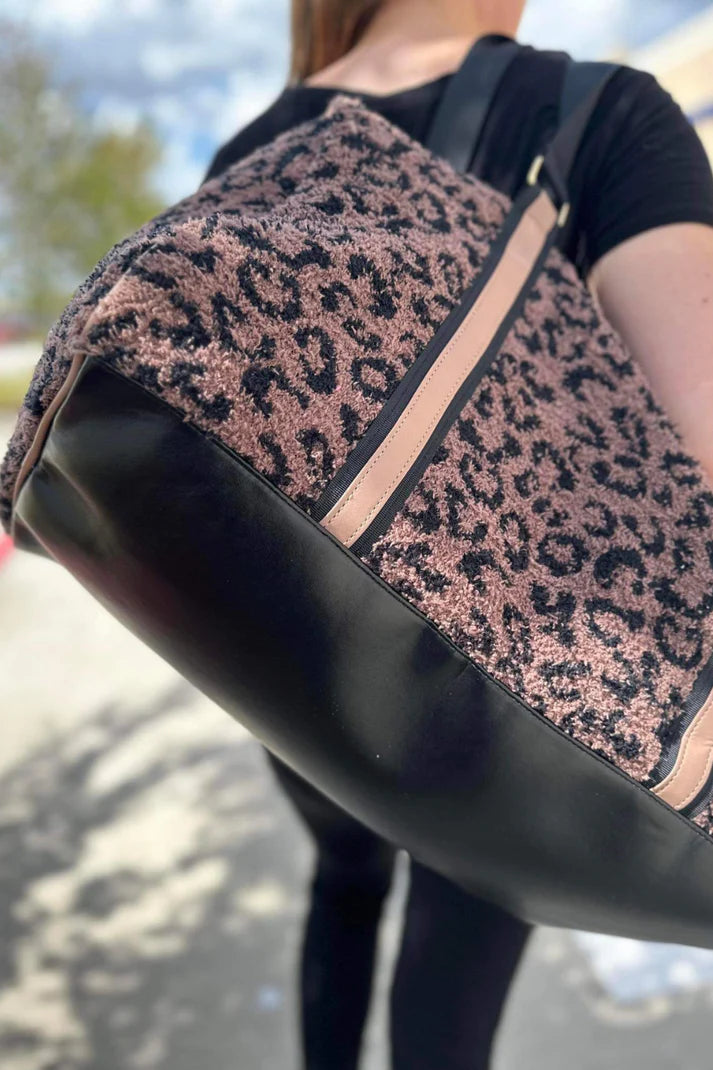 Getaway Duffle Bag - Brown Leopard